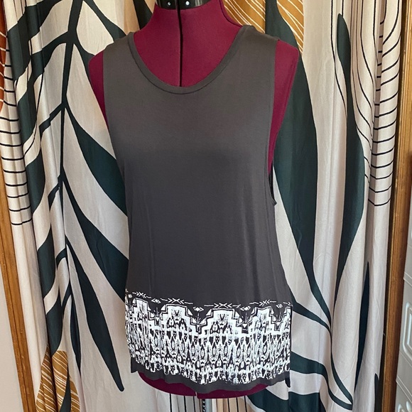 Billabong Tops - Billabong Charcoal Tank Top with Geometric Hem